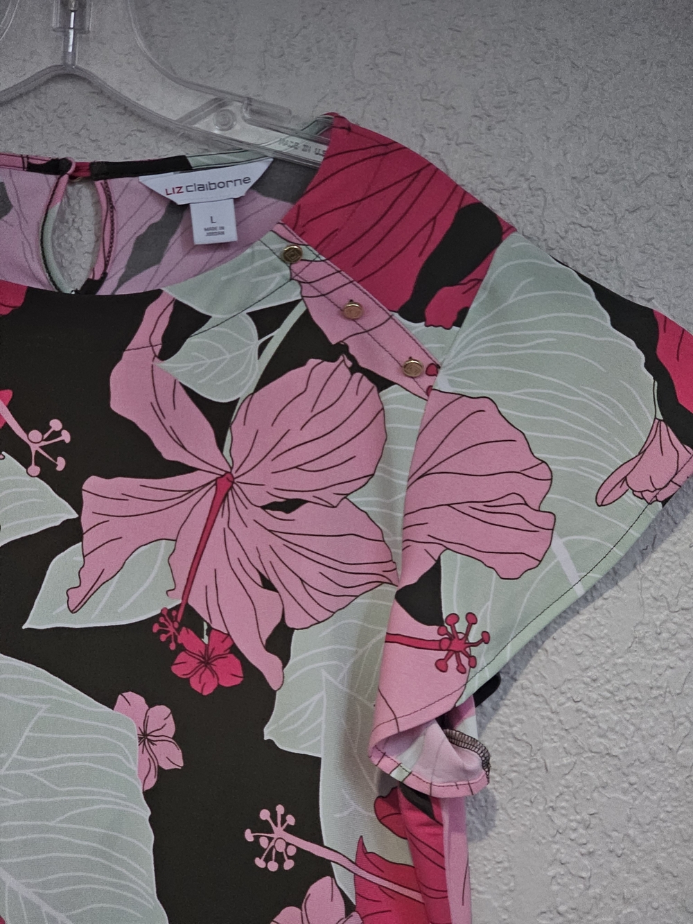 Liz Claiborne Pink & Mint Floral Flutter-Sleeve Top - Picture 3 of 5